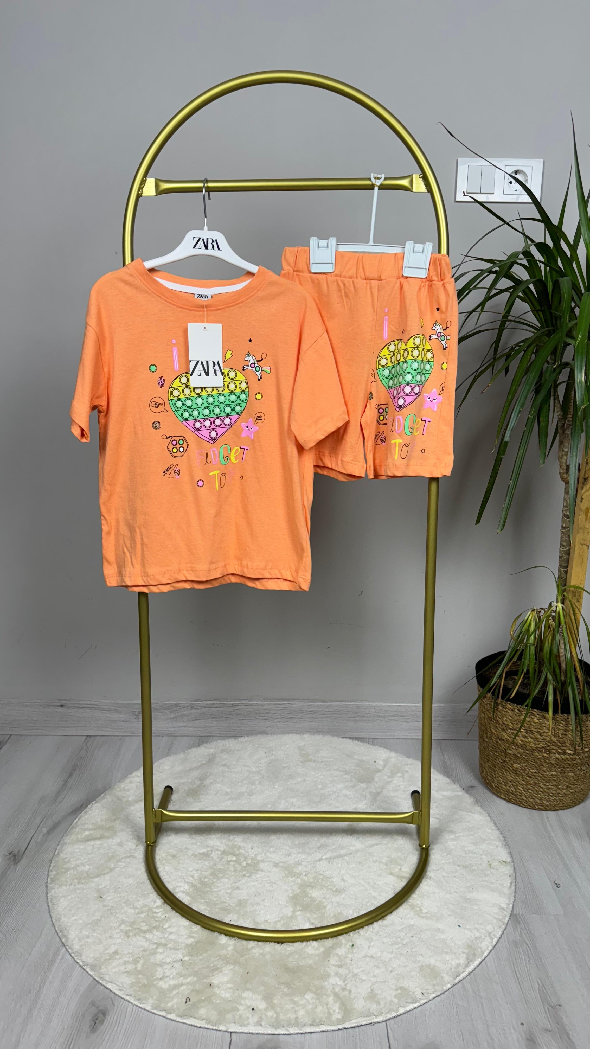 Turuncu ikili şortlu takım