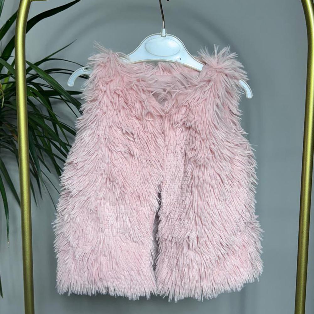 Püsküllü Kız Çocuk Peluş Yelek